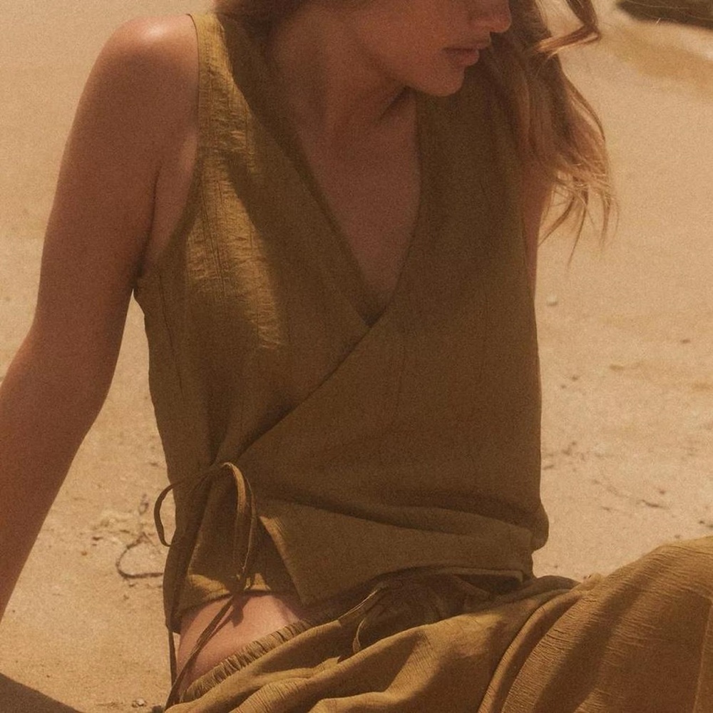 NWT Zara Textured Tie Front Wrap Tank Top in Mustard Brown - S - Picture 5 of 7
